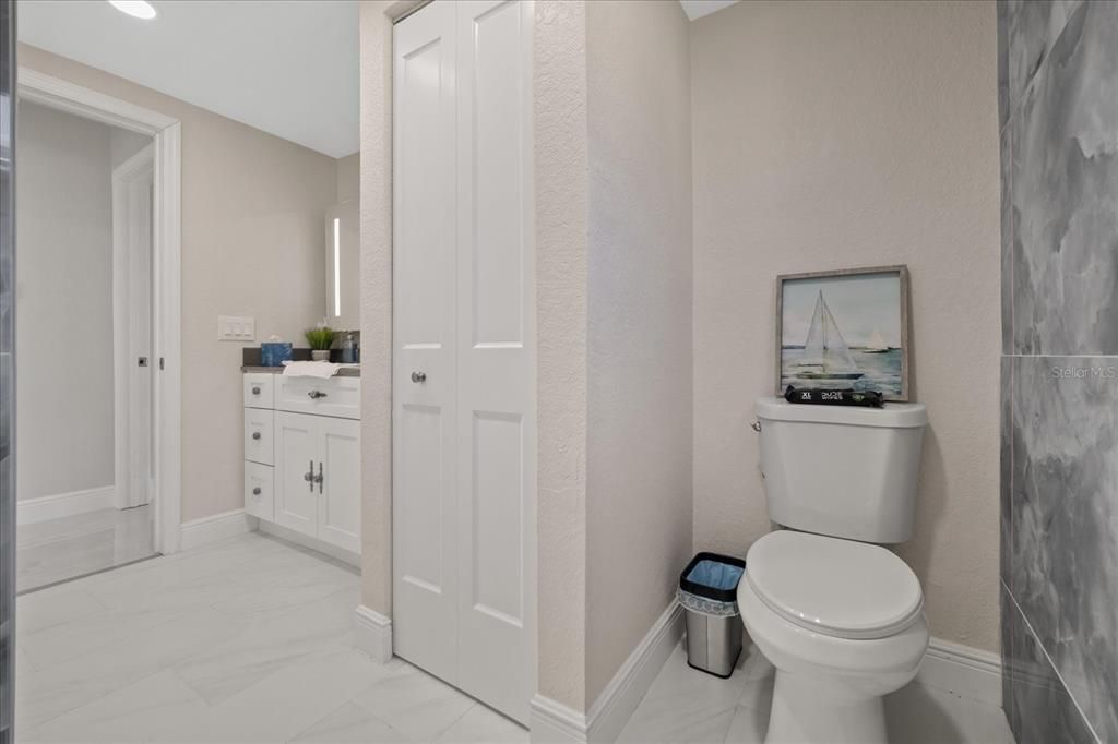 For Sale: $495,000 (2 beds, 2 baths, 1310 Square Feet)