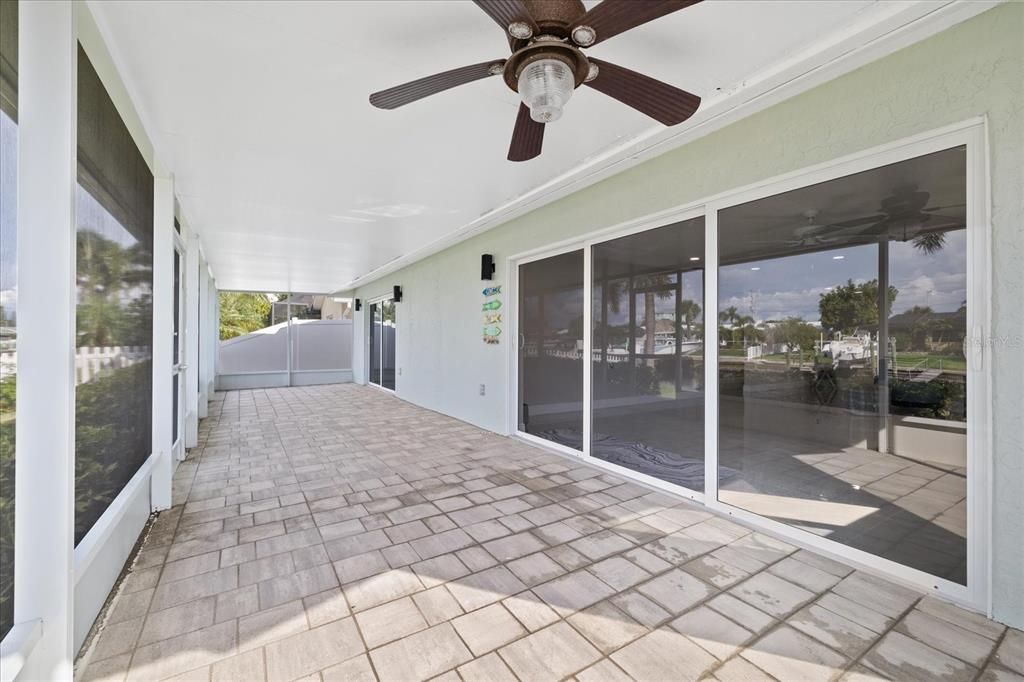 For Sale: $495,000 (2 beds, 2 baths, 1310 Square Feet)