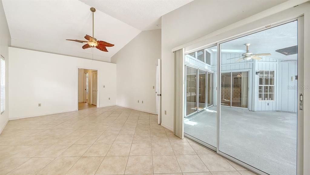 Active With Contract: $550,000 (3 beds, 2 baths, 2284 Square Feet)