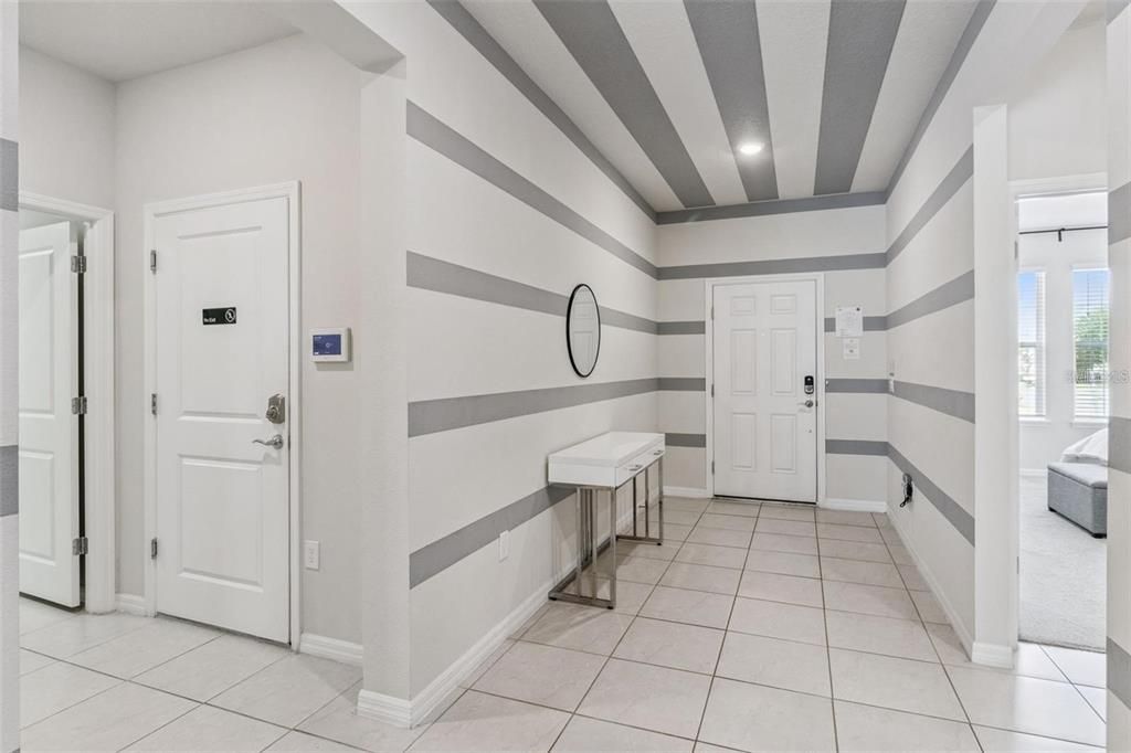 For Sale: $725,000 (10 beds, 8 baths, 4399 Square Feet)