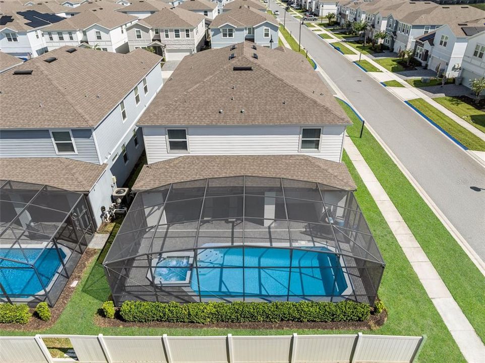 For Sale: $725,000 (10 beds, 8 baths, 4399 Square Feet)