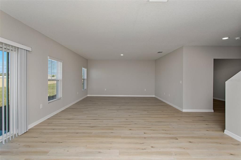 For Sale: $505,990 (5 beds, 3 baths, 2892 Square Feet)