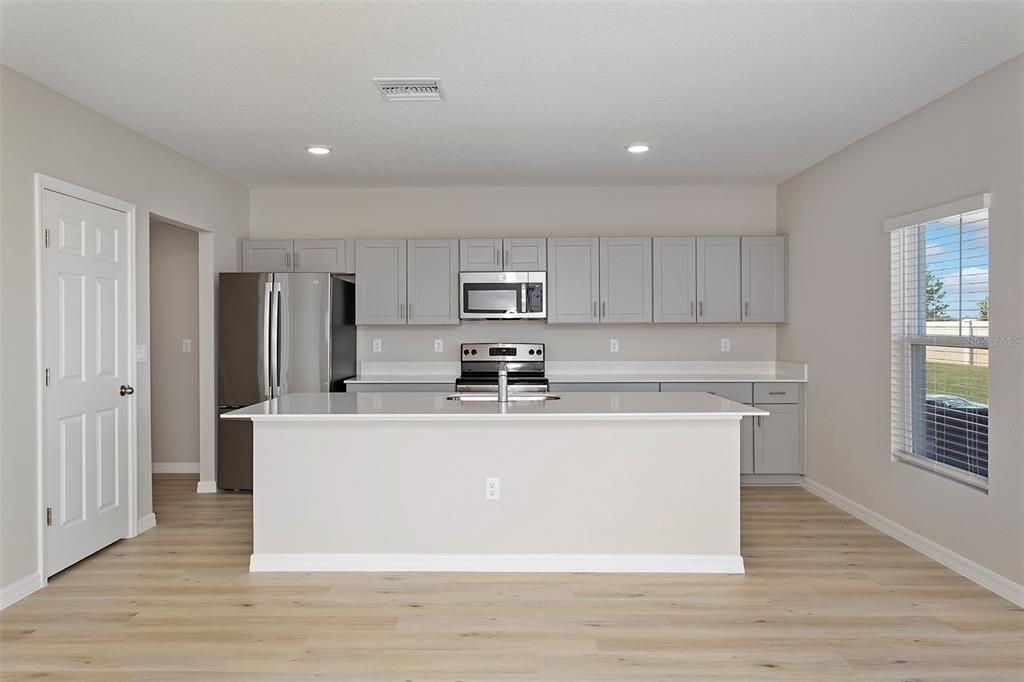 For Sale: $505,990 (5 beds, 3 baths, 2892 Square Feet)