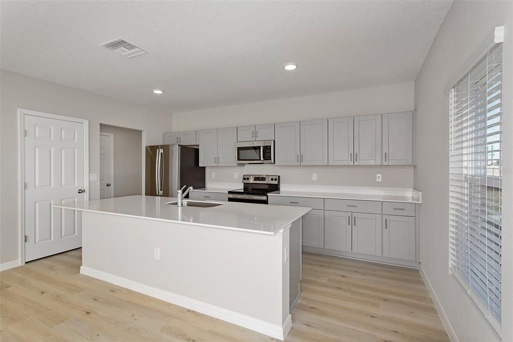 For Sale: $505,990 (5 beds, 3 baths, 2892 Square Feet)
