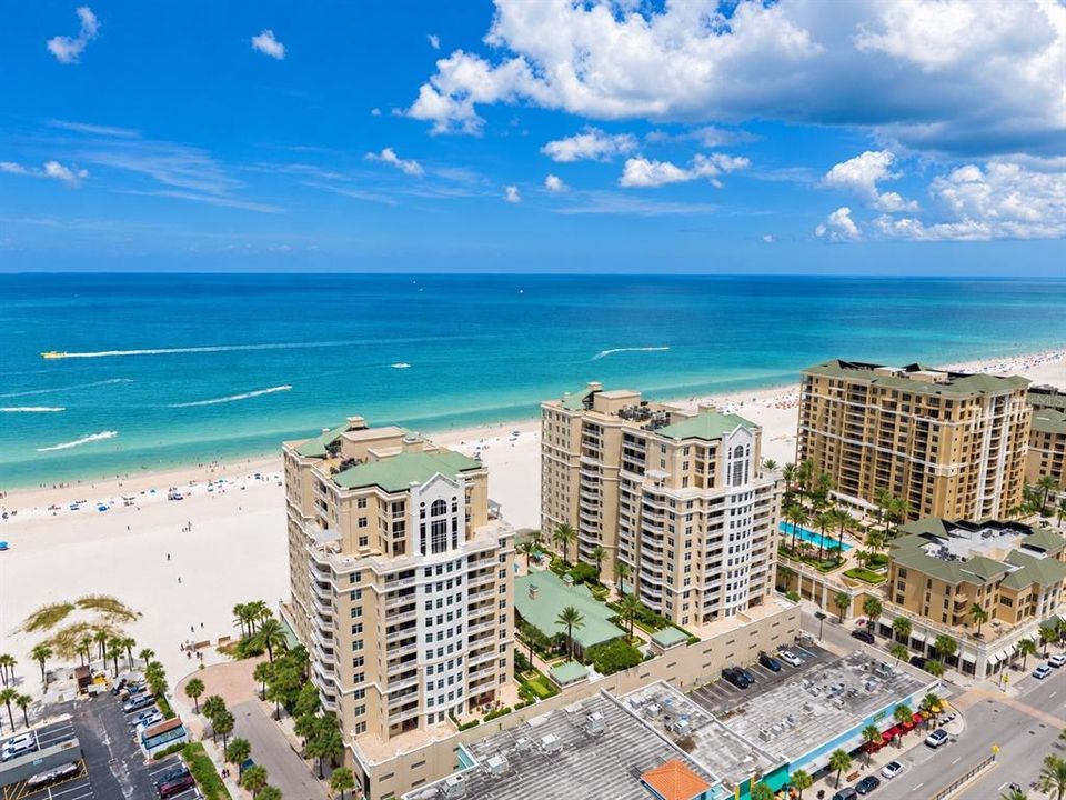 For Sale: $1,692,000 (2 beds, 2 baths, 1460 Square Feet)