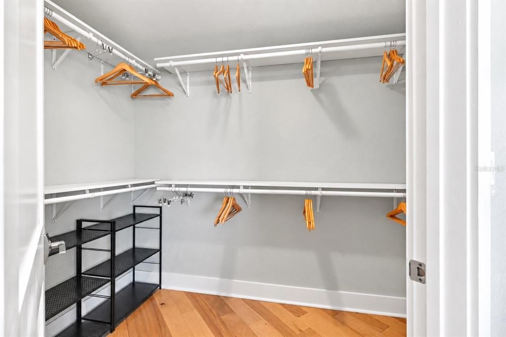 For Sale: $1,692,000 (2 beds, 2 baths, 1460 Square Feet)