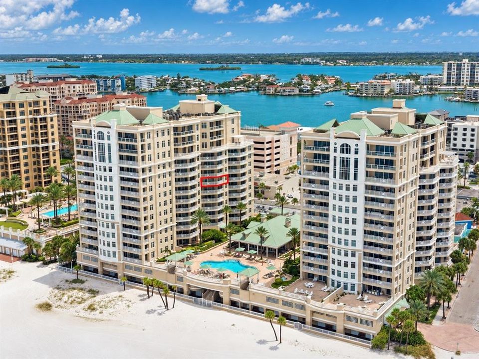For Sale: $1,692,000 (2 beds, 2 baths, 1460 Square Feet)
