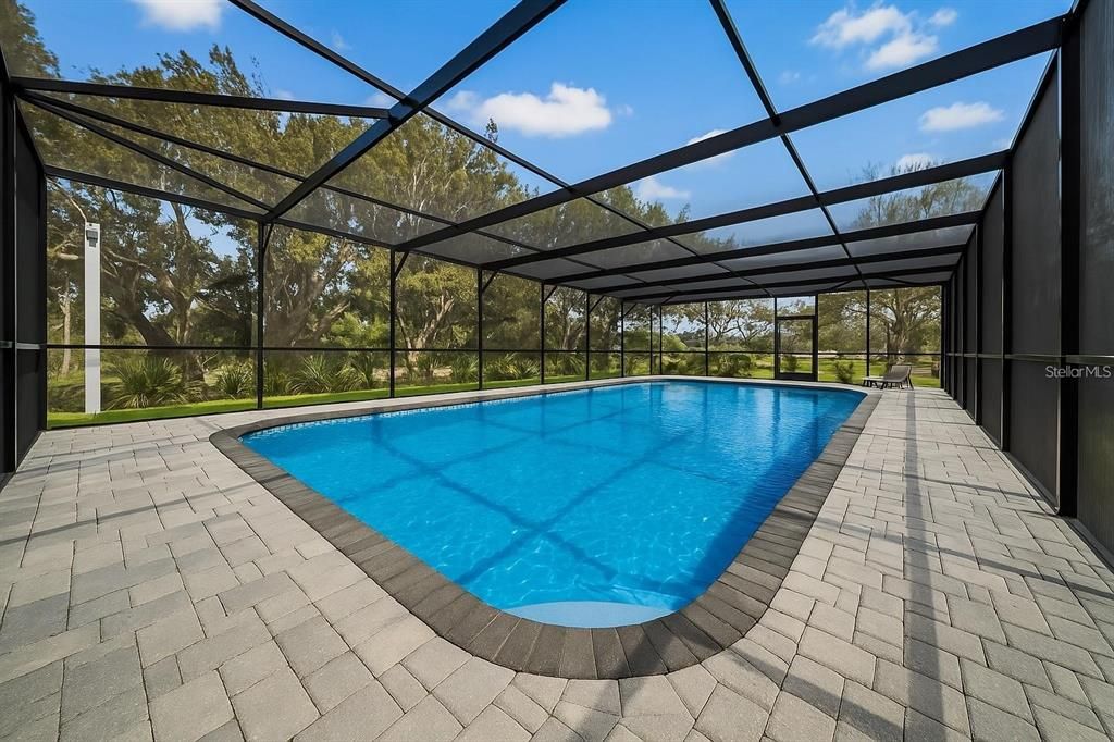 For Sale: $1,140,000 (8 beds, 7 baths, 4327 Square Feet)