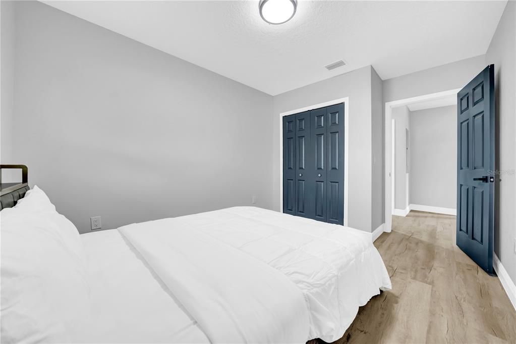 For Sale: $1,140,000 (8 beds, 7 baths, 4327 Square Feet)