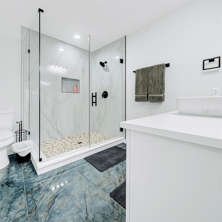 For Sale: $1,140,000 (8 beds, 7 baths, 4327 Square Feet)