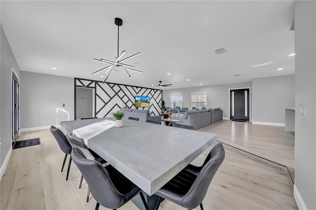 For Sale: $1,140,000 (8 beds, 7 baths, 4327 Square Feet)