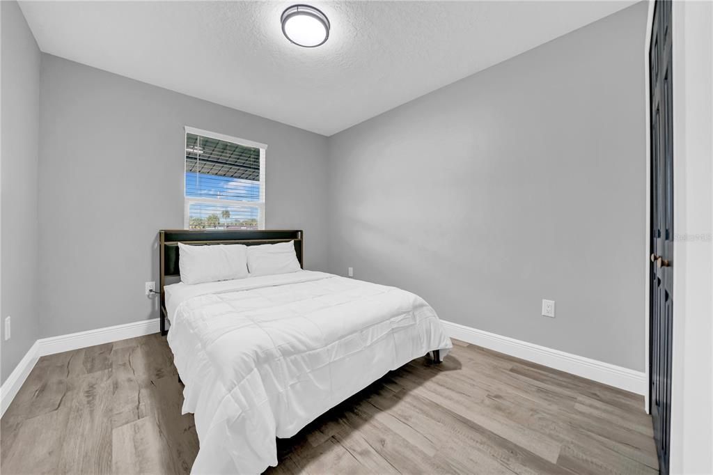 For Sale: $1,140,000 (8 beds, 7 baths, 4327 Square Feet)
