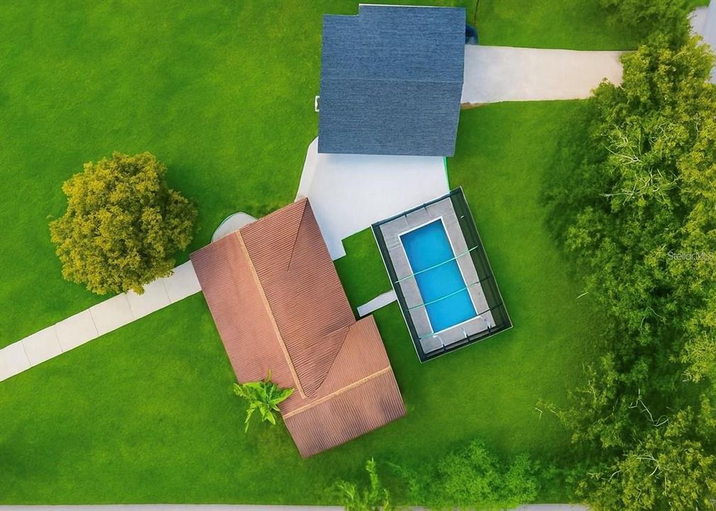 For Sale: $1,140,000 (8 beds, 7 baths, 4327 Square Feet)