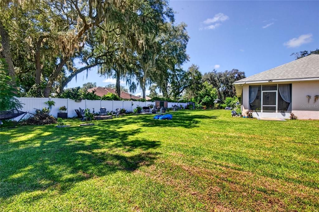 En Venta: $350,000 (3 camas, 2 baños, 1988 Pies cuadrados)