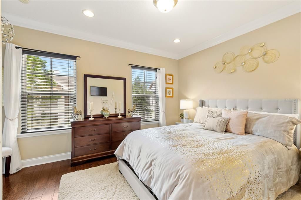 For Sale: $1,150,000 (5 beds, 4 baths, 3610 Square Feet)