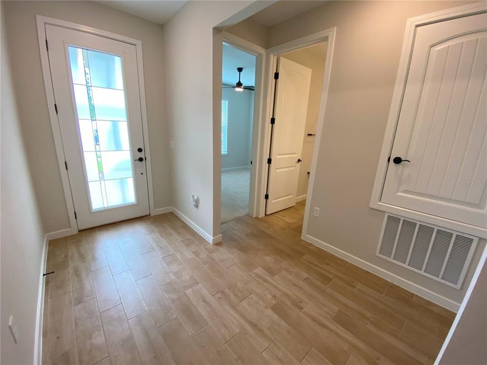 В аренду: $2,295 (3 спален, 2 ванн, 1650 Квадратных фут)