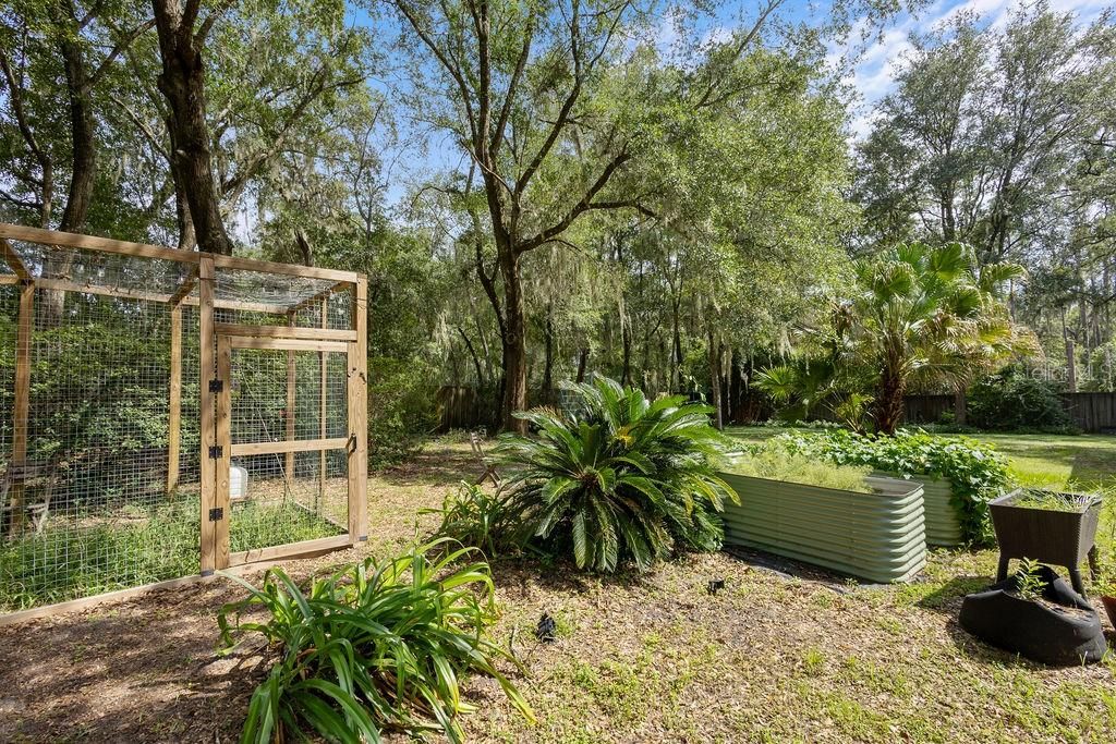 For Sale: $369,900 (3 beds, 2 baths, 1338 Square Feet)