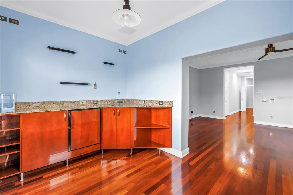 En Renta: $4,650 (3 camas, 3 baños, 2982 Pies cuadrados)