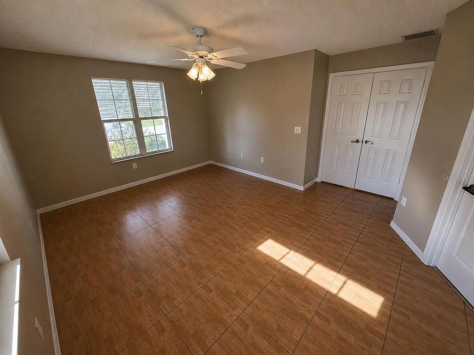 For Sale: $199,000 (2 beds, 2 baths, 1135 Square Feet)