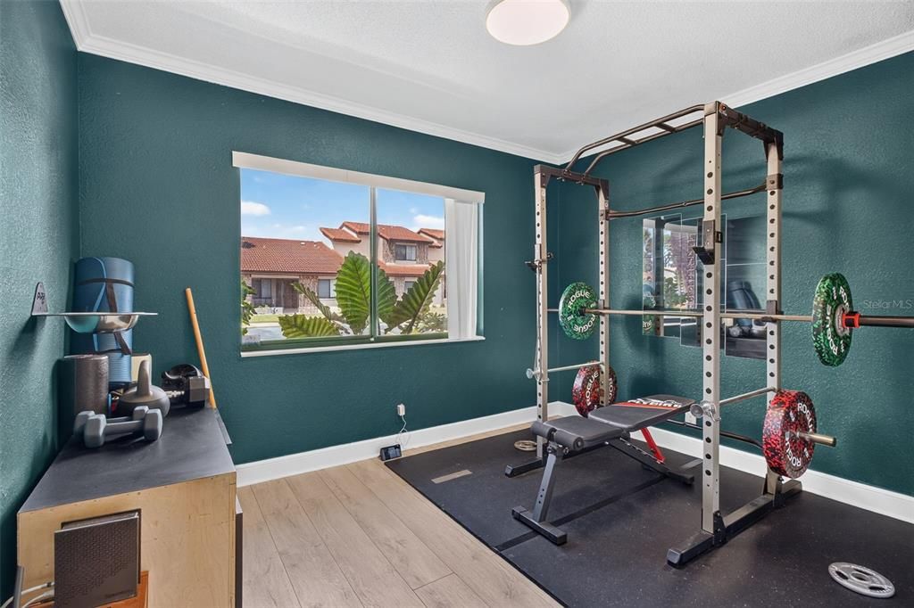 For Sale: $300,000 (3 beds, 2 baths, 1220 Square Feet)