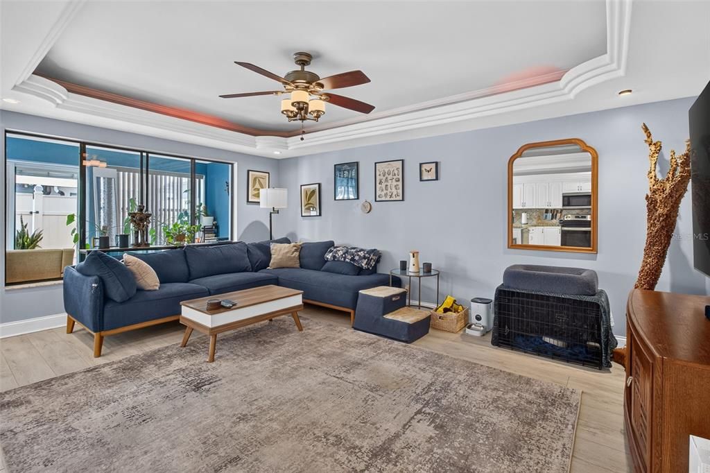 For Sale: $300,000 (3 beds, 2 baths, 1220 Square Feet)