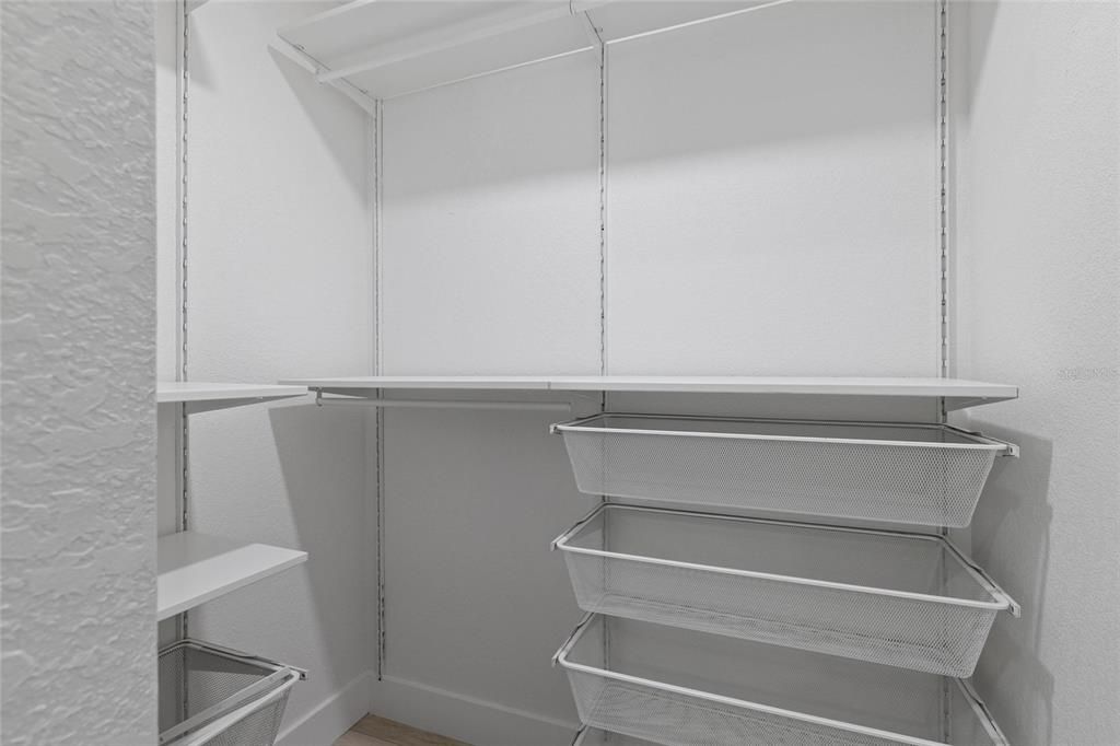На продажу: $724,900 (2 спален, 2 ванн, 1111 Квадратных фут)
