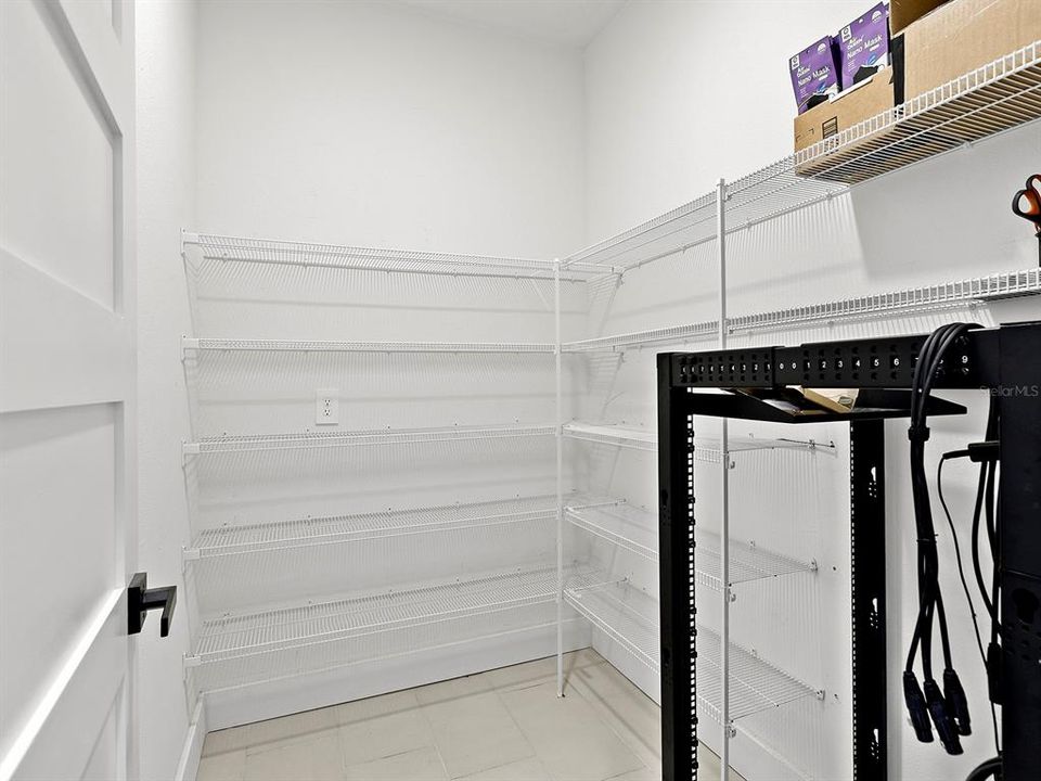 На продажу: $579,995 (4 спален, 3 ванн, 3362 Квадратных фут)