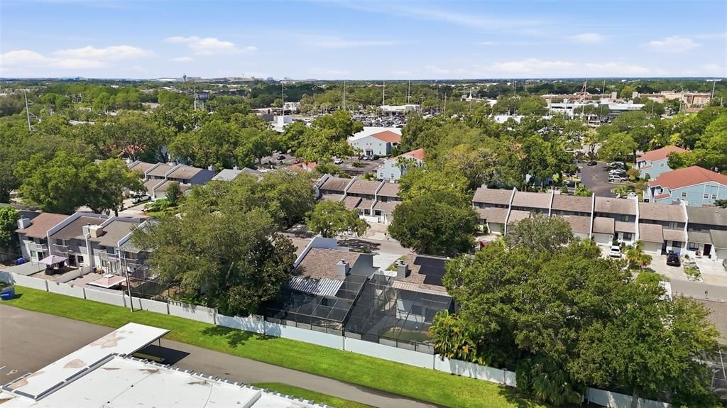 На продажу: $285,000 (2 спален, 2 ванн, 1462 Квадратных фут)
