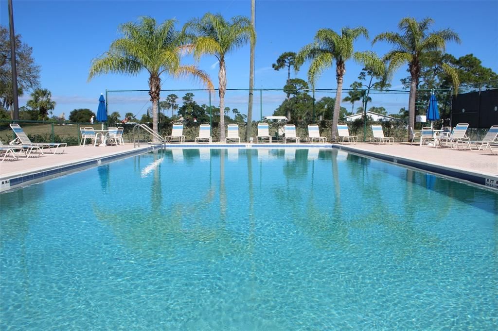 For Sale: $159,500 (2 beds, 2 baths, 1056 Square Feet)