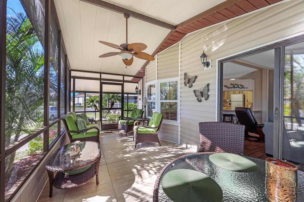 For Sale: $159,500 (2 beds, 2 baths, 1056 Square Feet)