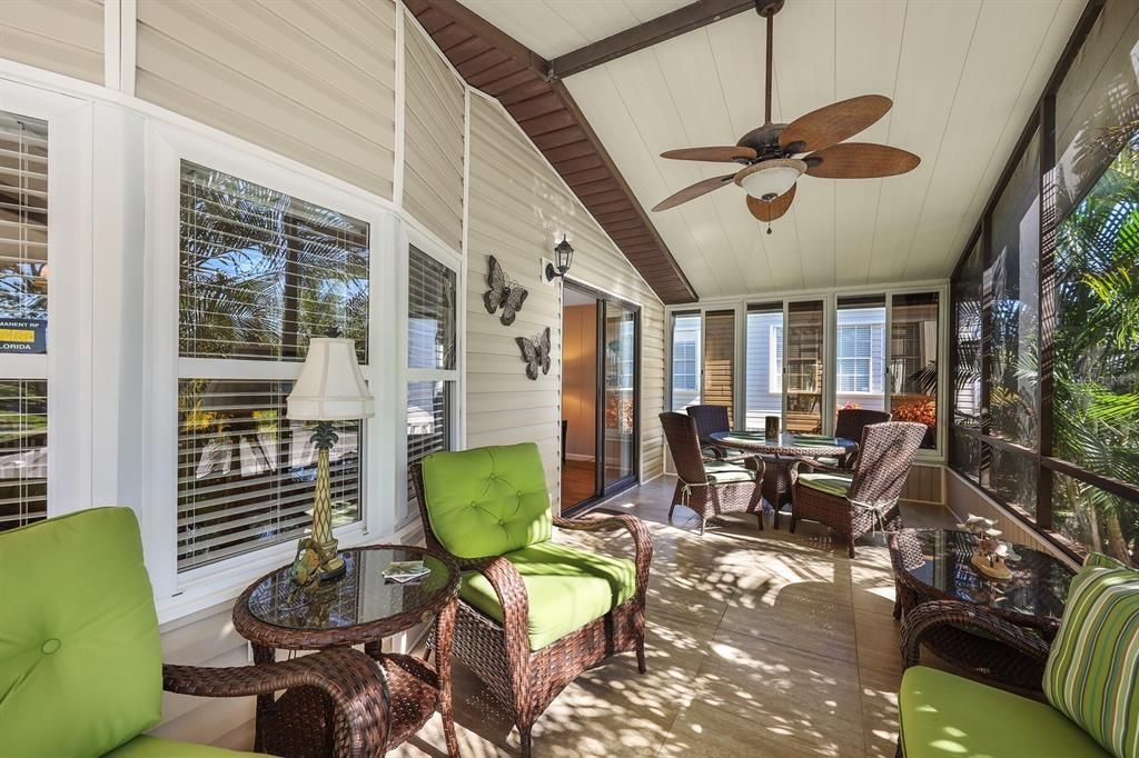 For Sale: $159,500 (2 beds, 2 baths, 1056 Square Feet)