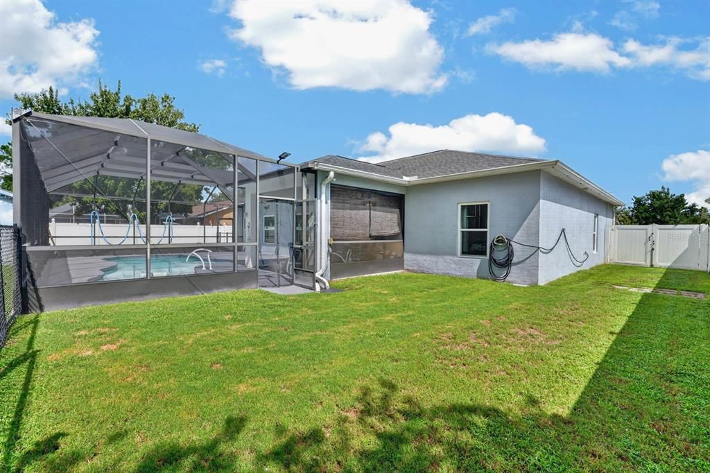 For Sale: $405,000 (3 beds, 2 baths, 2010 Square Feet)