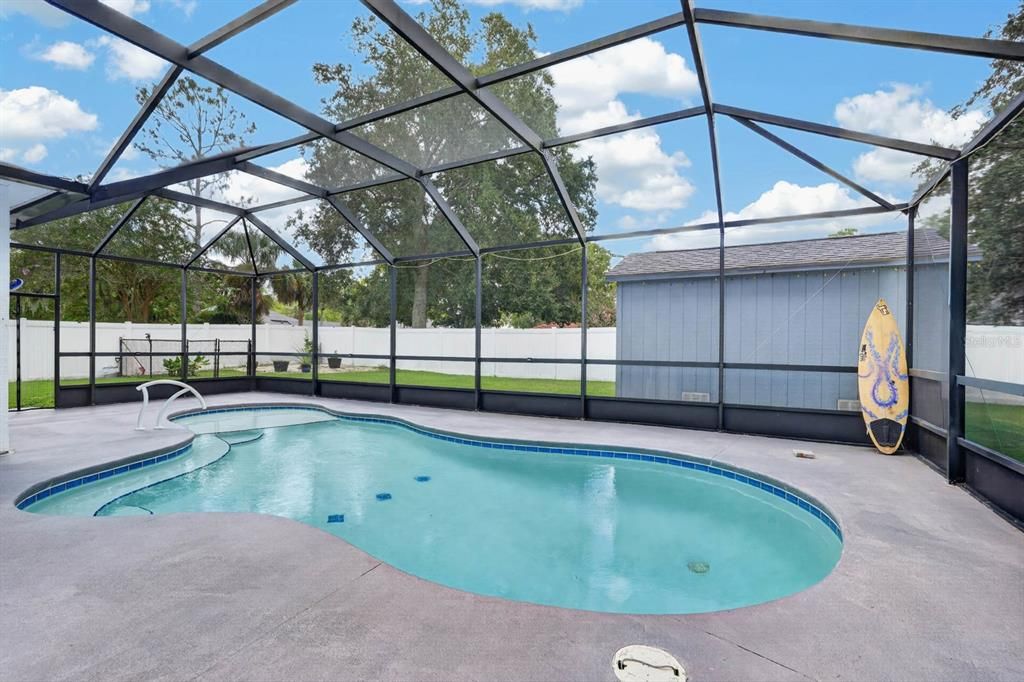 For Sale: $405,000 (3 beds, 2 baths, 2010 Square Feet)