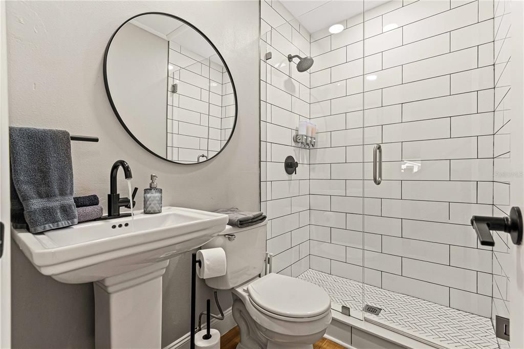 For Sale: $925,000 (4 beds, 3 baths, 2206 Square Feet)