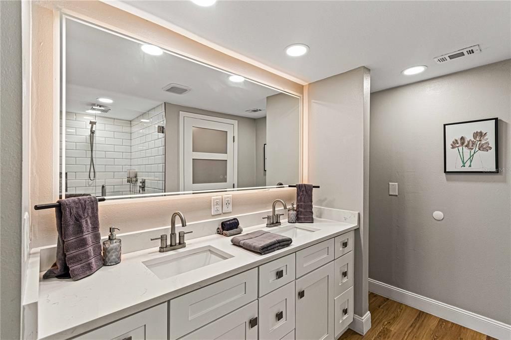 For Sale: $925,000 (4 beds, 3 baths, 2206 Square Feet)