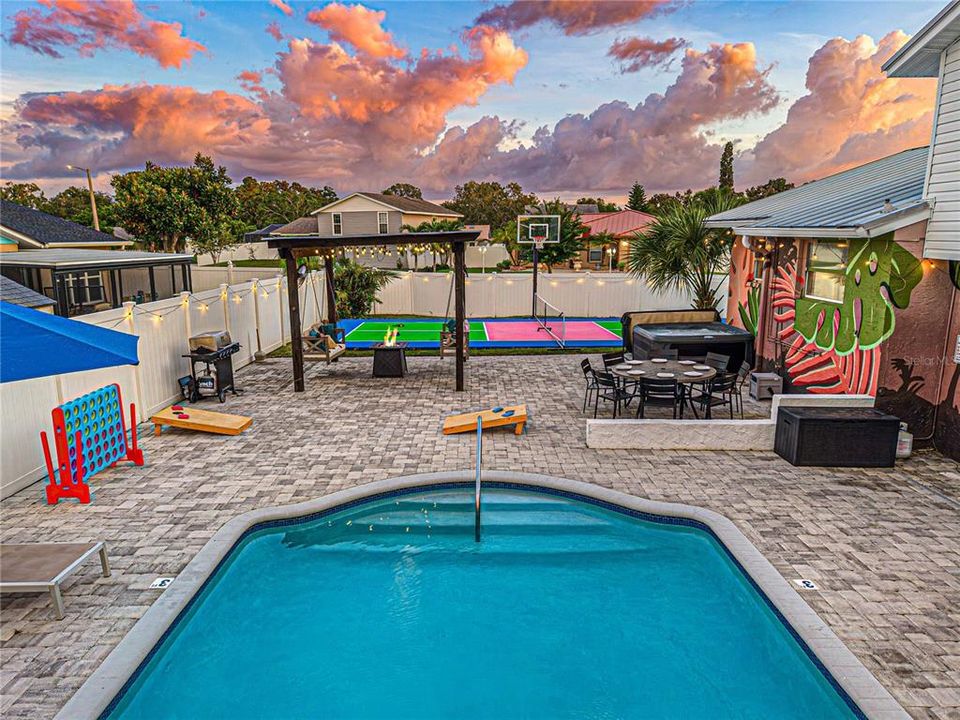 For Sale: $925,000 (4 beds, 3 baths, 2206 Square Feet)