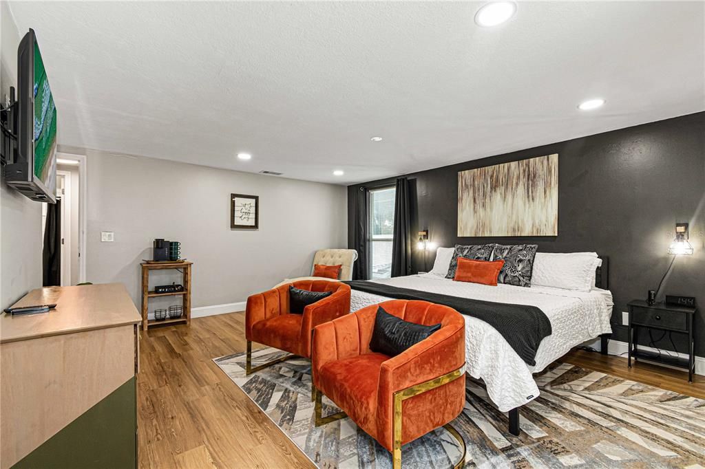 For Sale: $925,000 (4 beds, 3 baths, 2206 Square Feet)