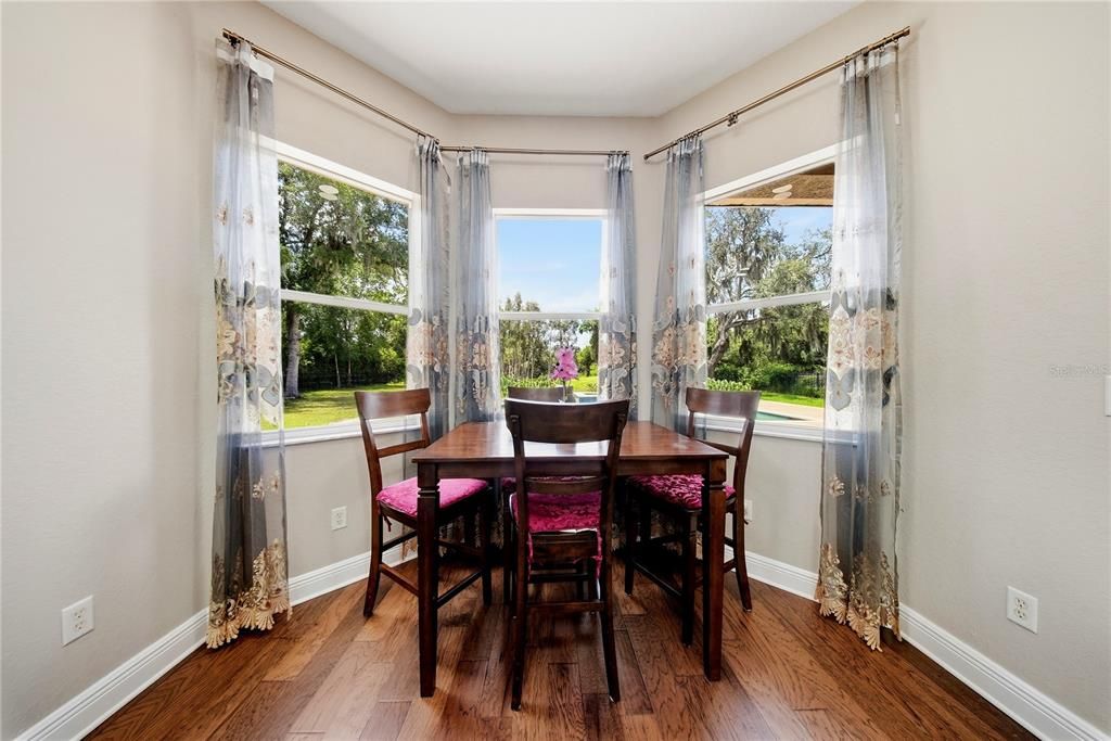 En Venta: $1,100,000 (5 camas, 3 baños, 3571 Pies cuadrados)