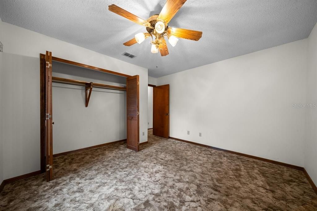 En Venta: $270,000 (3 camas, 2 baños, 1568 Pies cuadrados)