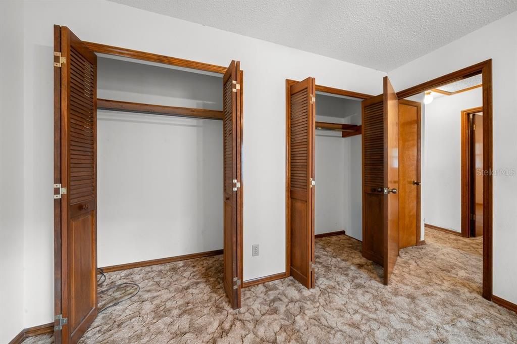 En Venta: $270,000 (3 camas, 2 baños, 1568 Pies cuadrados)