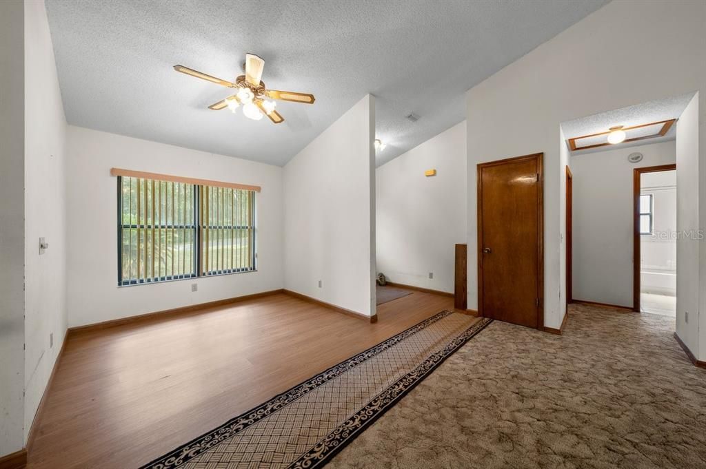 En Venta: $270,000 (3 camas, 2 baños, 1568 Pies cuadrados)