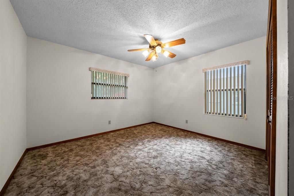 En Venta: $270,000 (3 camas, 2 baños, 1568 Pies cuadrados)