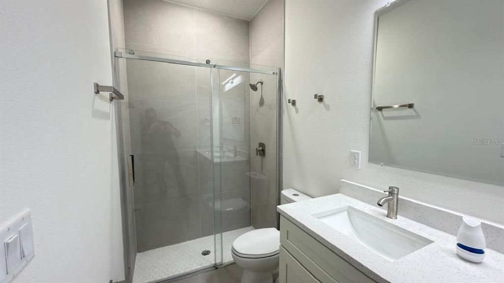 В аренду: $1,850 (4 спален, 2 ванн, 1660 Квадратных фут)