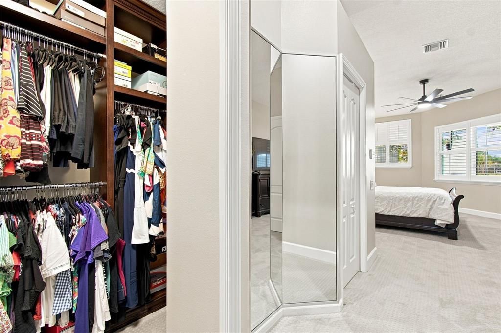 En Venta: $835,000 (4 camas, 4 baños, 3508 Pies cuadrados)