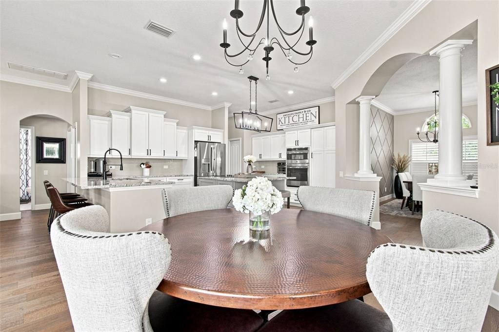 En Venta: $835,000 (4 camas, 4 baños, 3508 Pies cuadrados)