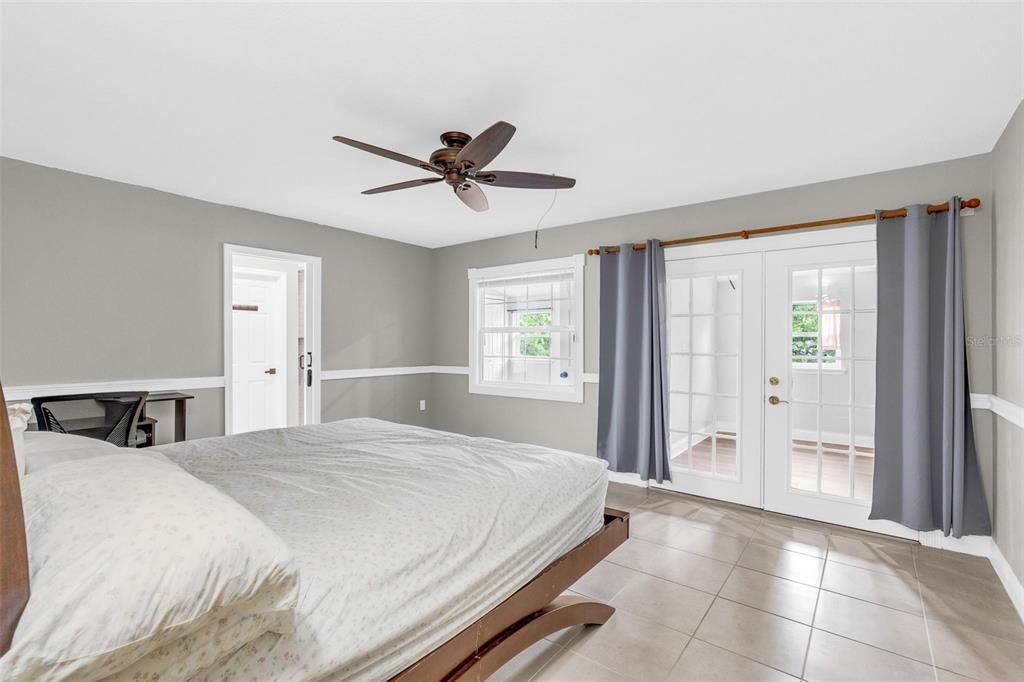 For Sale: $500,000 (4 beds, 3 baths, 3152 Square Feet)