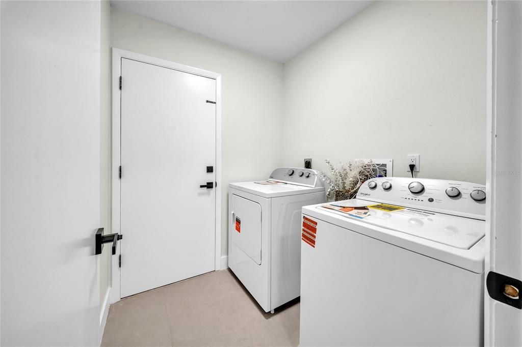 For Sale: $549,900 (3 beds, 2 baths, 1510 Square Feet)