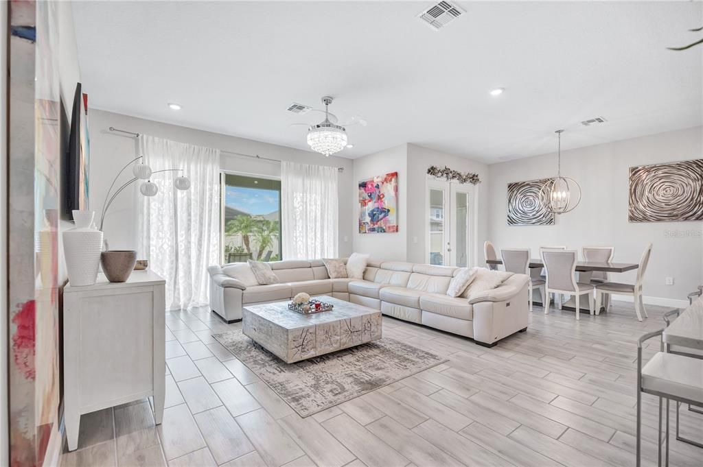 For Rent: $5,500 (4 beds, 3 baths, 3050 Square Feet)