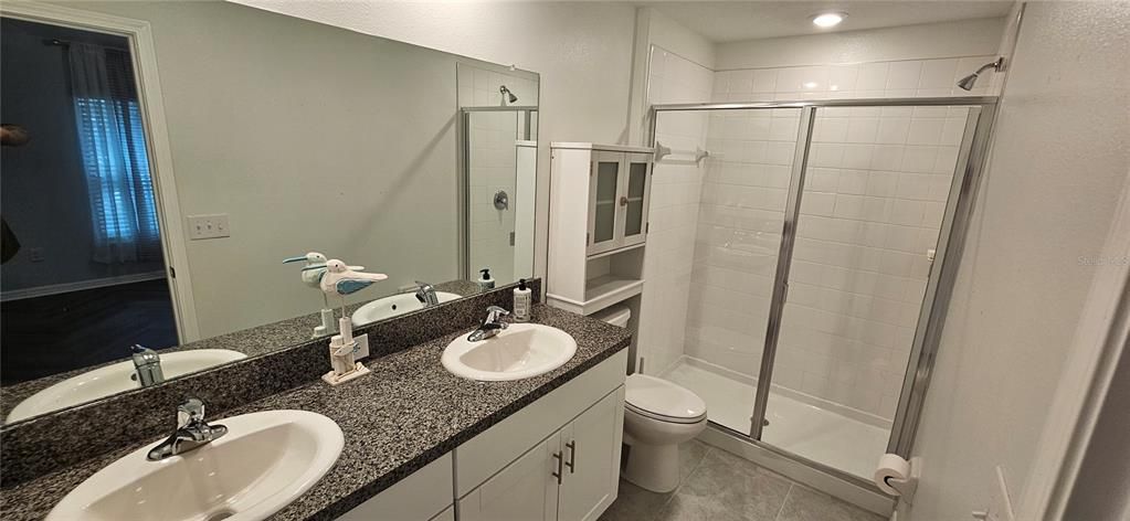 В аренду: $1,950 (3 спален, 2 ванн, 1337 Квадратных фут)