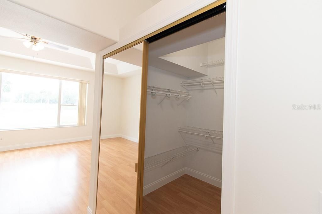 En Renta: $2,600 (4 camas, 3 baños, 2249 Pies cuadrados)